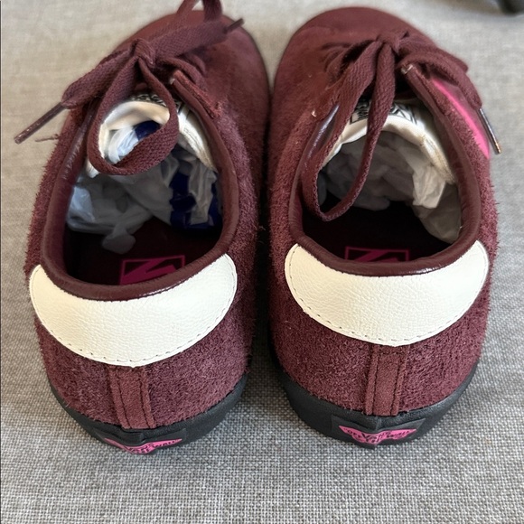 Vans sport, low Women's Maroon and Pink Sneakers NWT - Picture 10 of 12